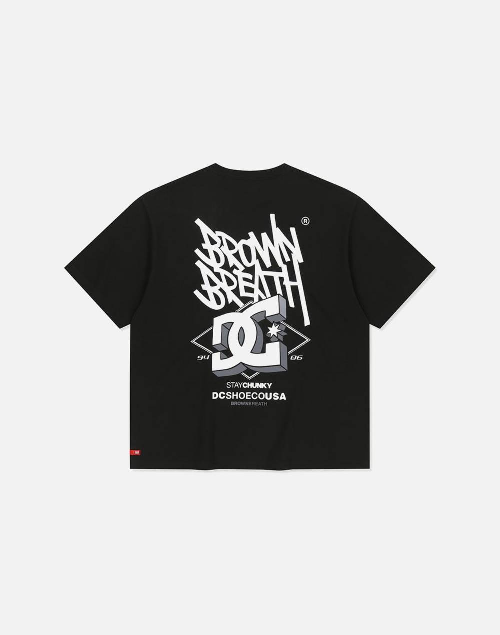 DC X BROWNBREATH CHUNKY TEE (DG21ST900BLA)