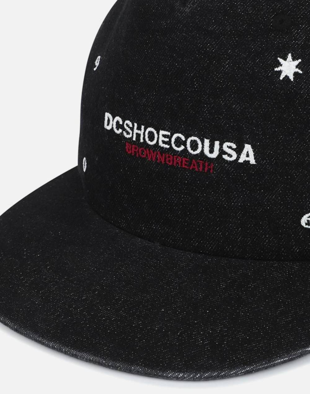 DC X BROWNBREATH SYMBOL CAP (DG23CP907BLA)