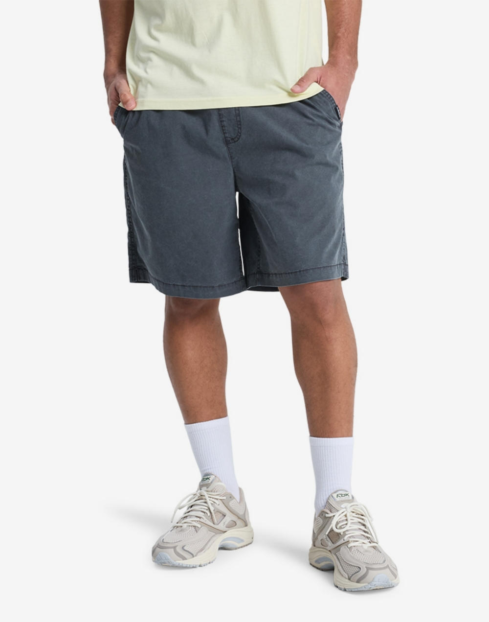 퀵실버 TAXER 워크숏 반바지 (QG11WK005KVJ)