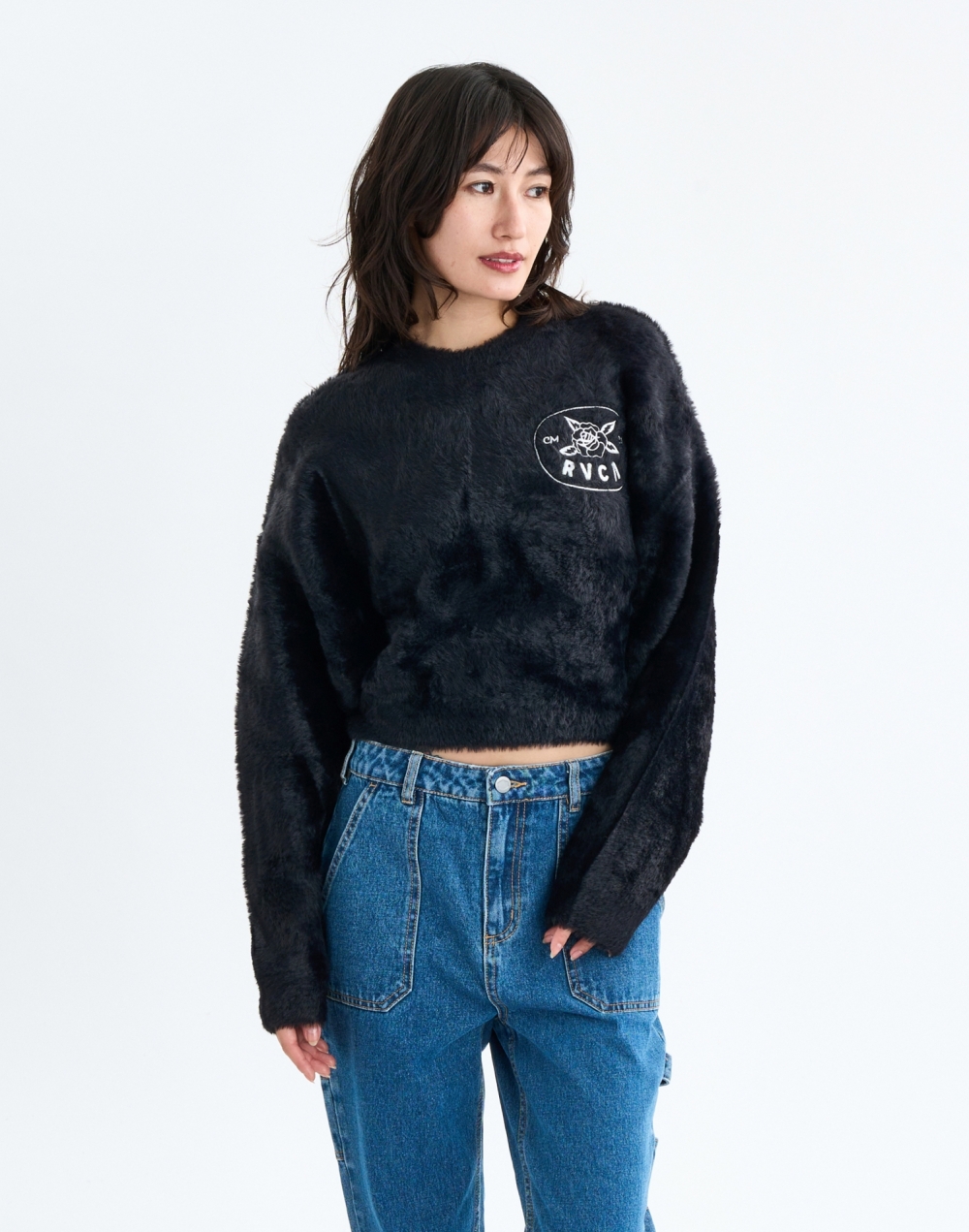 루카 여성 LOOSE FIT JQ 크롭 니트 (VF31SR060BLK)