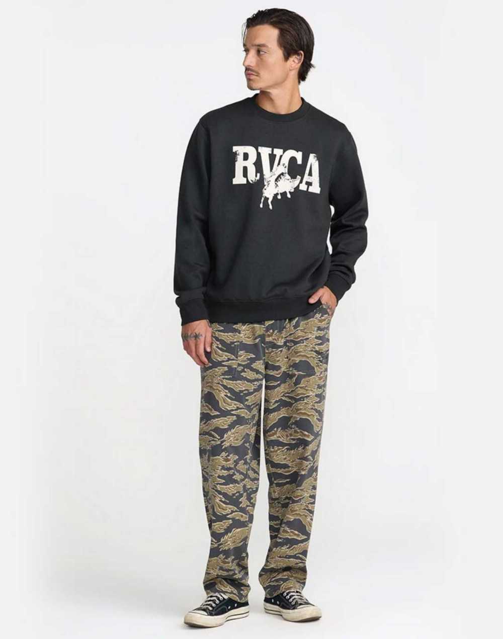 루카 남성 BUCK CREW 스웨트셔츠 (VG31LT016PTK)