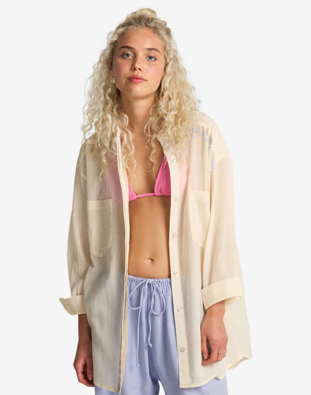 빌라봉 여성 FIND ME HERE 오버핏 버튼 다운 셔츠 (WG11SH064WCP)