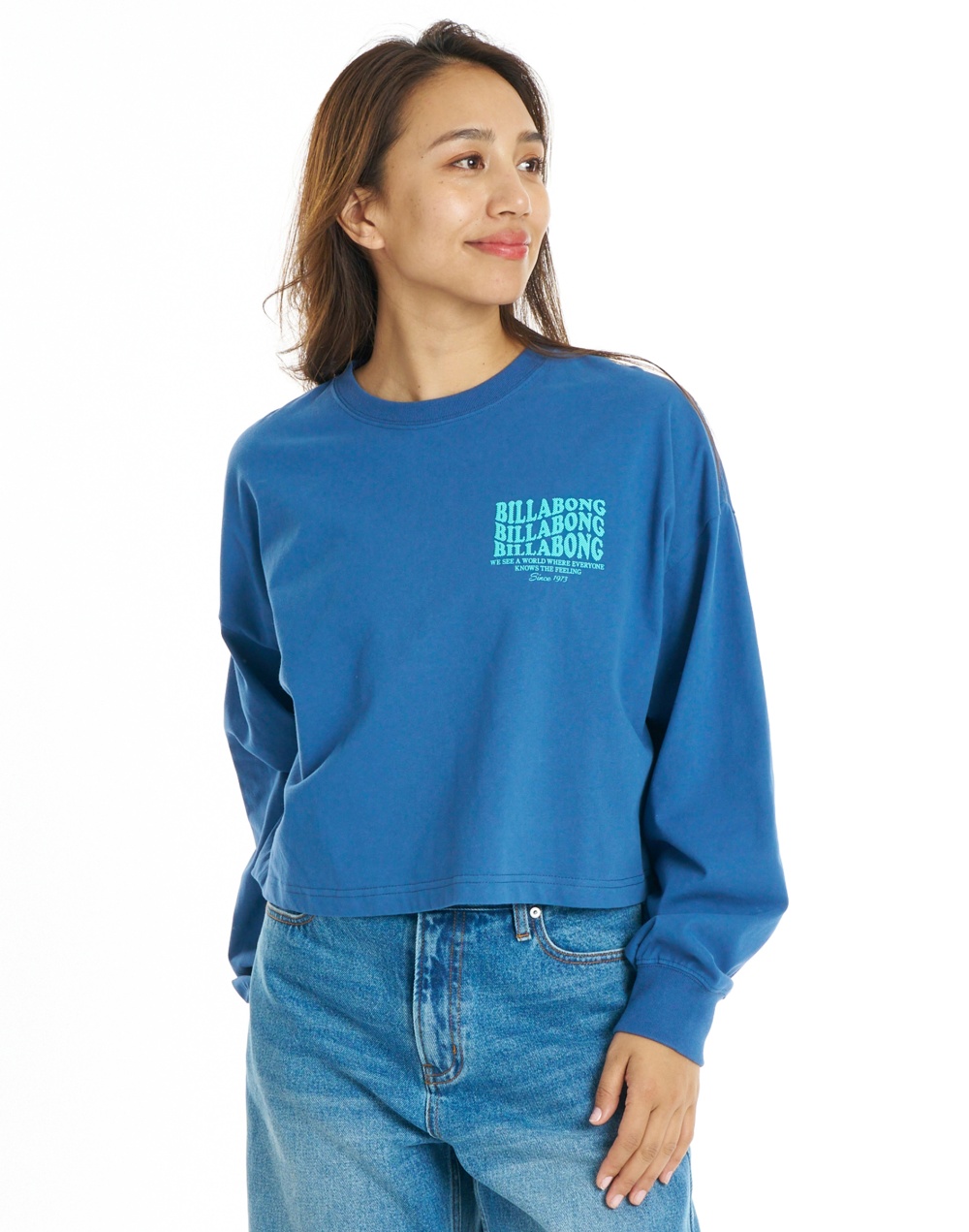 빌라봉 여성 WAVE LOGO 루즈핏 크롭 긴팔 티셔츠 (WG31LT115TRV)